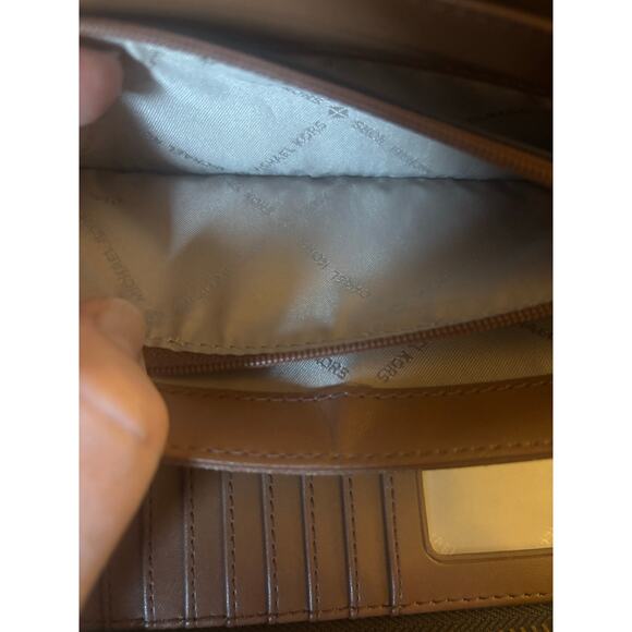 MICHAEL KORS Zip Around Long Wallet Wristlet Brown Jet Set Travel Signature - Picture 11 of 11